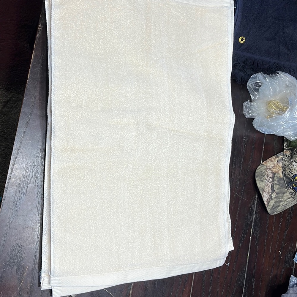 New GOLF TOWELS WHITE with hook 24 available